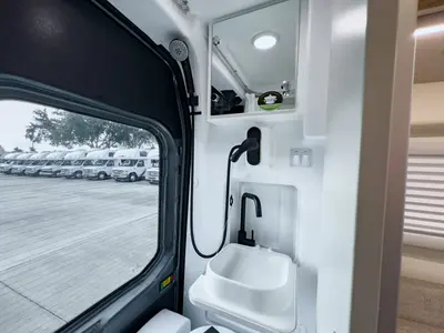2027 Thor Motor Coach Talavera photo 15