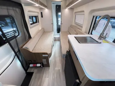 2027 Thor Motor Coach Talavera photo 5