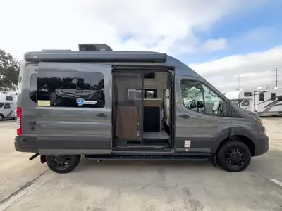 2027 Thor Motor Coach Talavera photo 20