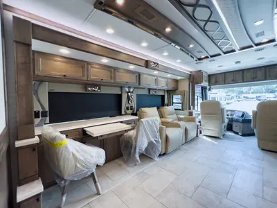 2027 Tiffin Motorhomes Phaeton photo 12