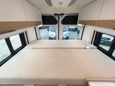 2027 Thor Motor Coach Rize photo 17