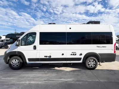 2027 Thor Motor Coach Tellaro photo 20