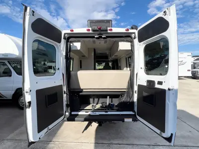 2027 Thor Motor Coach Tellaro photo 2