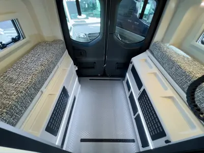 2027 Tiffin Motorhomes GH2 photo 13