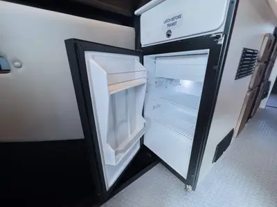 2027 Tiffin Motorhomes GH2 photo 8