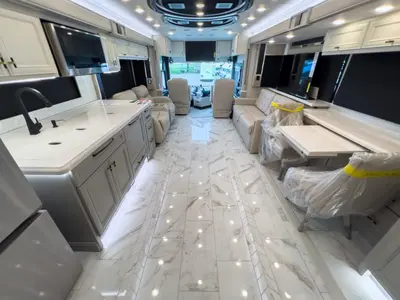 2027 Tiffin Motorhomes Allegro BUS photo 3
