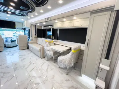 2027 Tiffin Motorhomes Allegro BUS photo 14