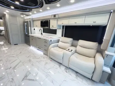 2027 Tiffin Motorhomes Allegro BUS photo 6