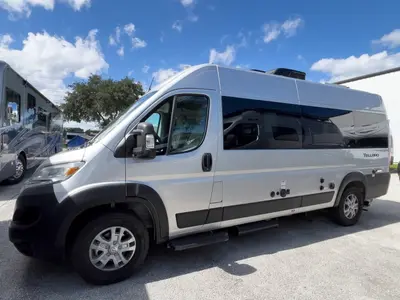 2027 Thor Motor Coach Tellaro photo 19