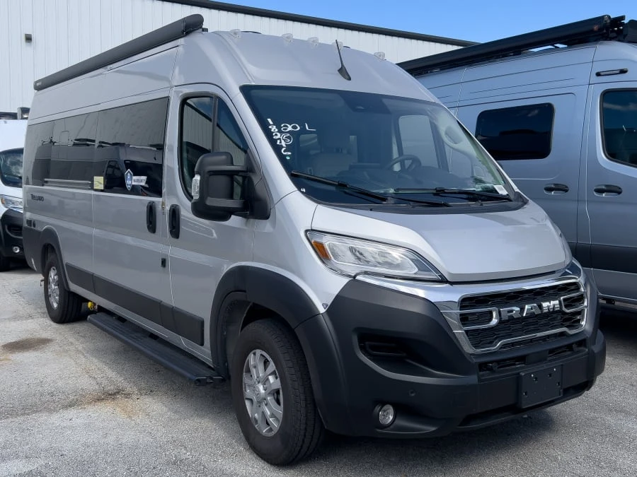 2027 Thor Motor Coach Tellaro exterior