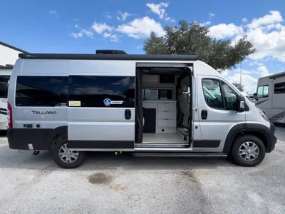 2027 Thor Motor Coach Tellaro photo 21
