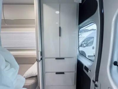 2027 Thor Motor Coach Tellaro photo 17