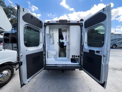 2027 Thor Motor Coach Tellaro photo 2