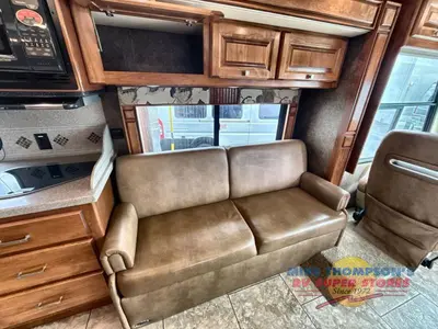 2014 Tiffin Motorhomes Allegro Breeze photo 26