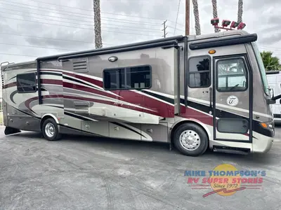 2014 Tiffin Motorhomes Allegro Breeze photo 5
