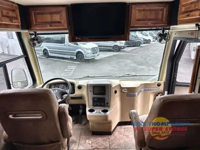 2014 Tiffin Motorhomes Allegro Breeze photo 18