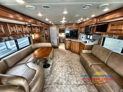 2014 Tiffin Motorhomes Allegro Breeze photo 22