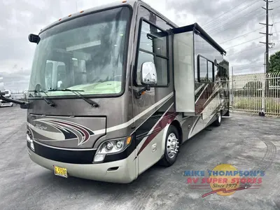 2014 Tiffin Motorhomes Allegro Breeze photo 8