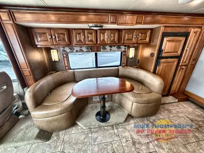 2014 Tiffin Motorhomes Allegro Breeze photo 28