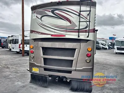 2014 Tiffin Motorhomes Allegro Breeze photo 15