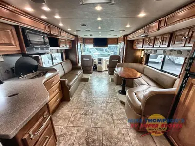 2014 Tiffin Motorhomes Allegro Breeze photo 43