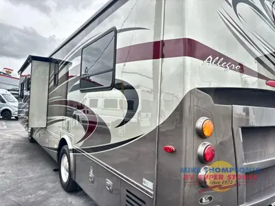2014 Tiffin Motorhomes Allegro Breeze photo 14
