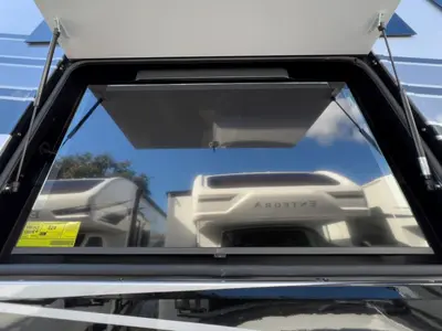2027 Tiffin Motorhomes Phaeton photo 28