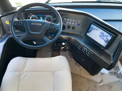 2027 Tiffin Motorhomes Phaeton photo 2
