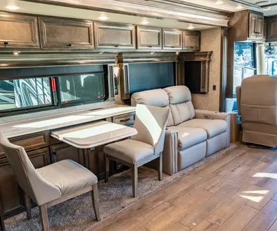 2023 Tiffin Motorhomes Phaeton photo 14