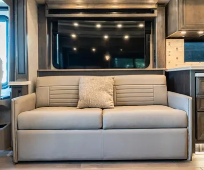 2023 Tiffin Motorhomes Phaeton photo 7