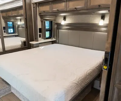 2023 Tiffin Motorhomes Phaeton photo 18