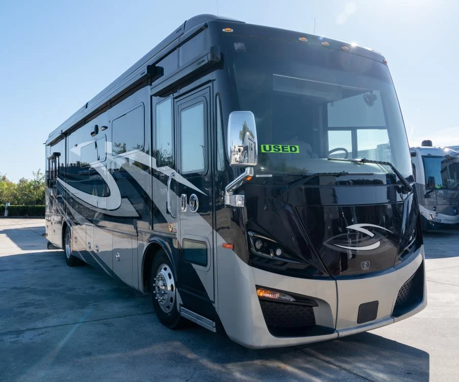 2023 Tiffin Motorhomes Phaeton exterior