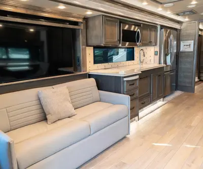 2023 Tiffin Motorhomes Phaeton photo 6