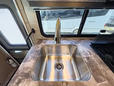 2023 Thor Motor Coach Chateau photo 10