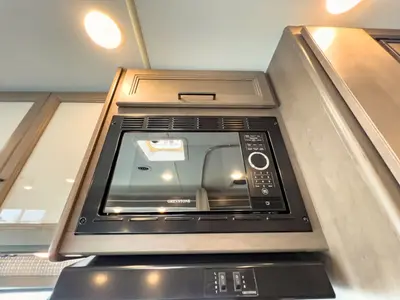 2023 Thor Motor Coach Chateau photo 12