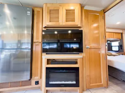 2021 Tiffin Motorhomes Allegro RED photo 7