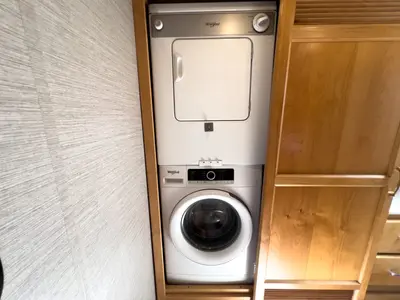 2021 Tiffin Motorhomes Allegro RED photo 22