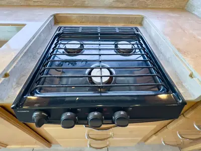 2021 Tiffin Motorhomes Allegro RED photo 10