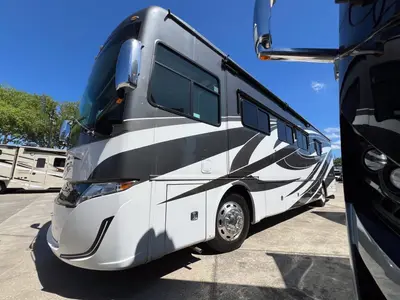 2021 Tiffin Motorhomes Allegro RED photo 23