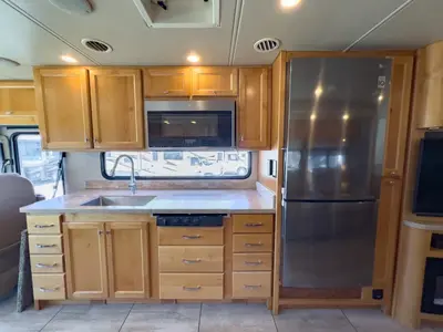 2021 Tiffin Motorhomes Allegro RED photo 8