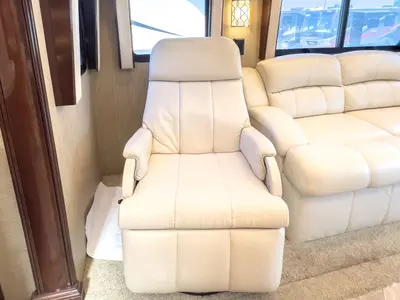 2019 Entegra Coach Aspire photo 15