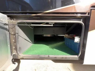 2022 Tiffin Motorhomes Breeze 33BR photo 24