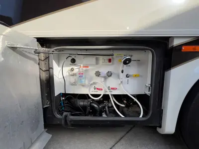 2022 Tiffin Motorhomes Breeze 33BR photo 26