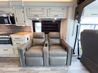 2023 Jayco Precept photo 7