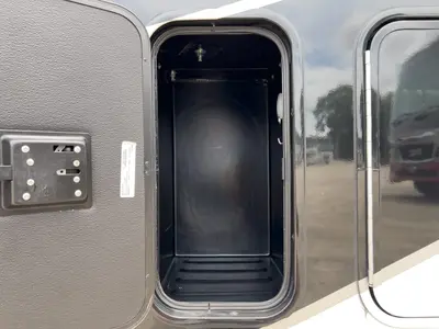 2023 Jayco Precept photo 22