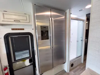 2023 Jayco Precept photo 12