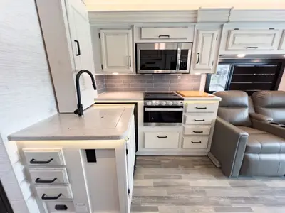 2023 Jayco Precept photo 8