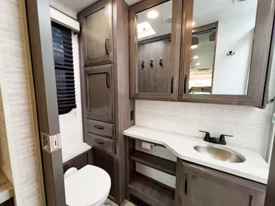 2025 Entegra Coach Odyssey photo 17