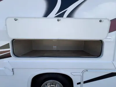 2023 Thor Motor Coach Chateau photo 24