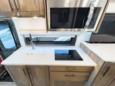 2024 Jayco Seneca photo 8